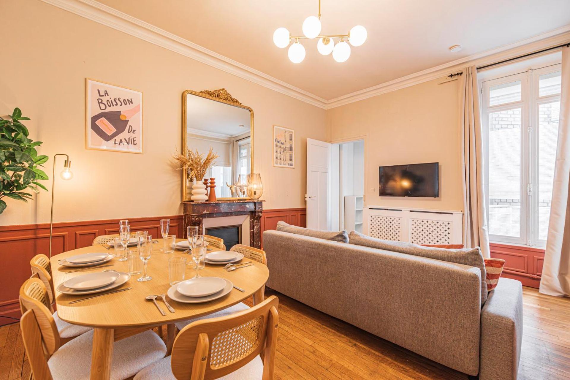 L'Haussmannien - Spacieux 4 Chambres - Centre - Gare 랭스 외부 사진
