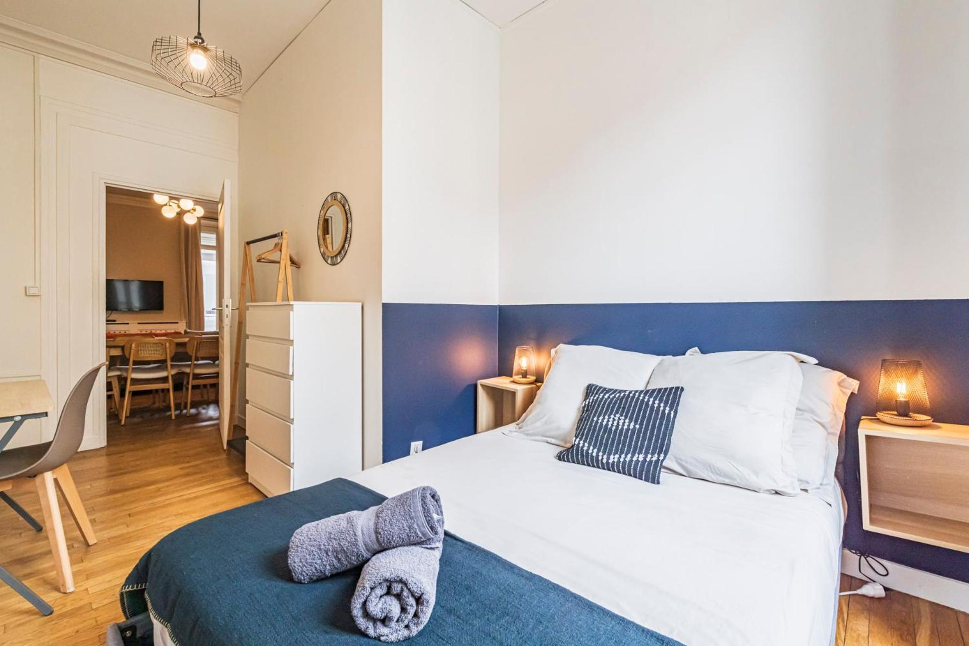 L'Haussmannien - Spacieux 4 Chambres - Centre - Gare 랭스 외부 사진